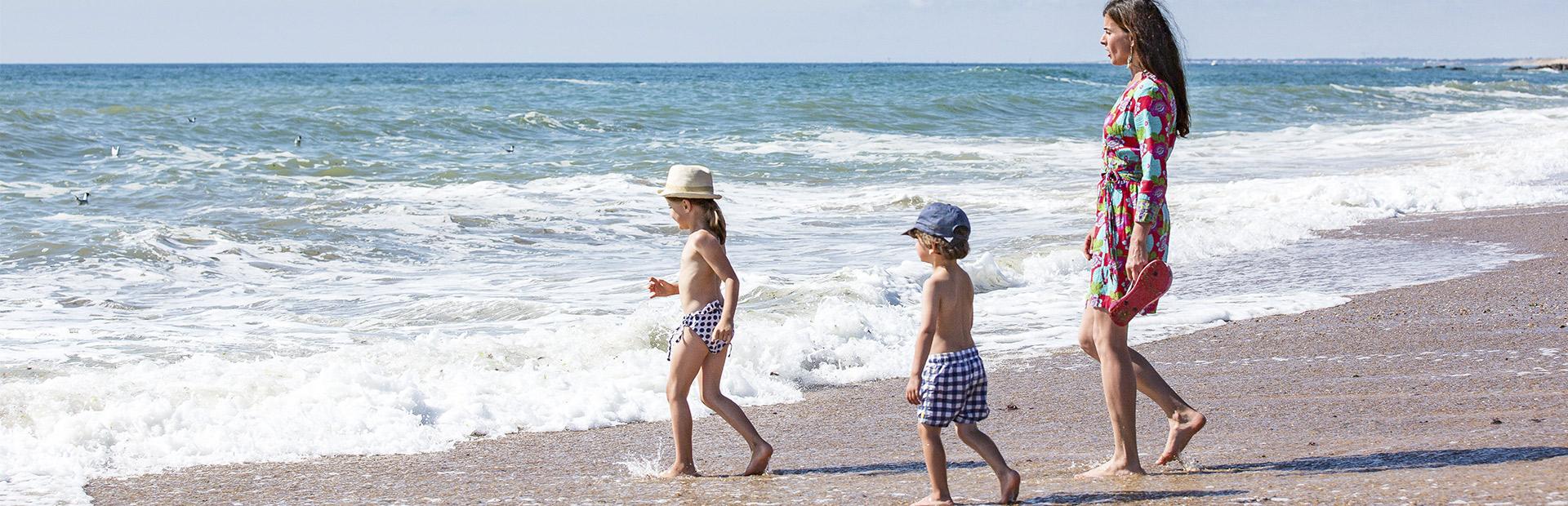 Famille à la plage des Sables d'Olonne