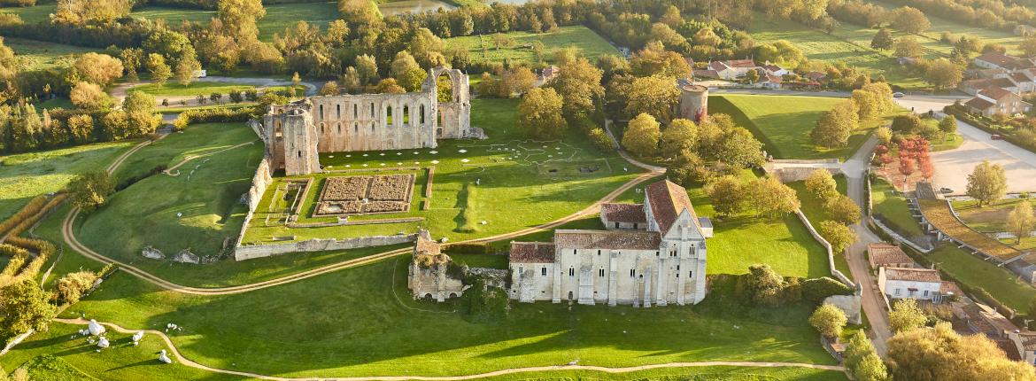 Abbaye de Maillezais