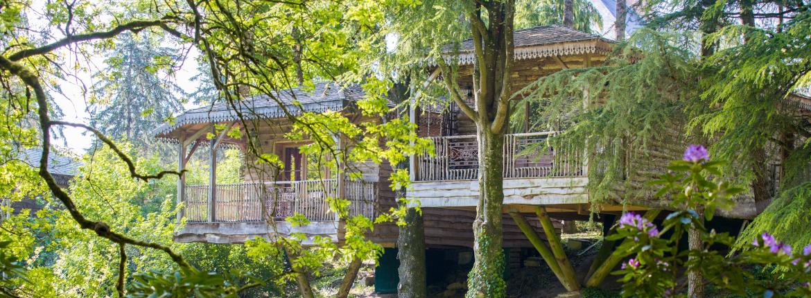 Les Cabanes dans les arbres Château Hôtel Boisniard Les Cabanes dans les arbres Château Hôtel Boisniard