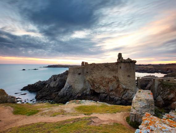 Vieux château de l'île d'yeu Vieux château de l'île d'yeu